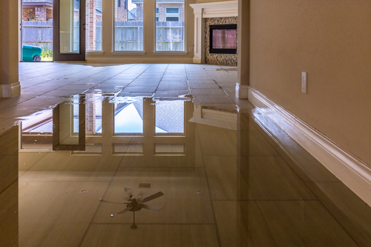 Homeowners dealing with a ceiling leak and asking how long does water damage restoration take